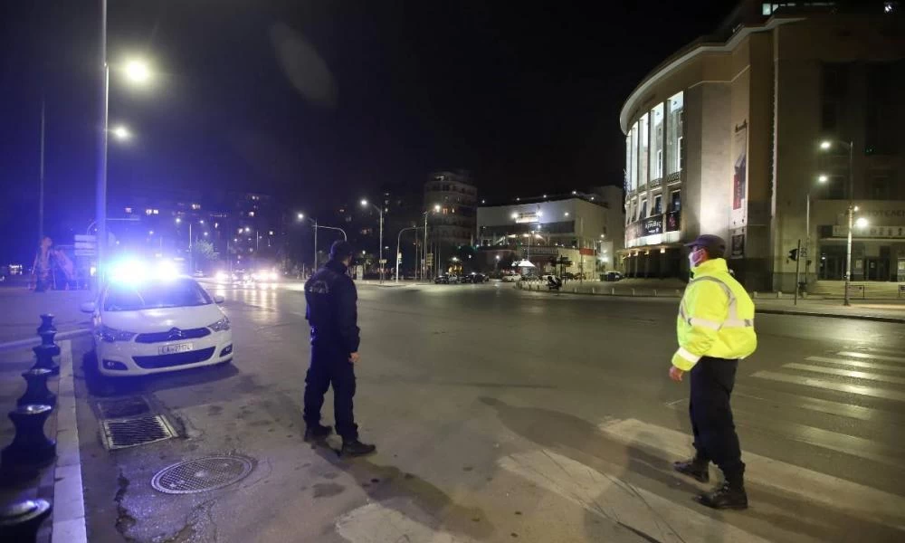 Θεσσαλονίκη: Τραυματισμός αστυνομικού από επίθεση νεαρών